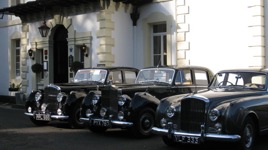 The Falcondale At Lampeter Buitenkant foto