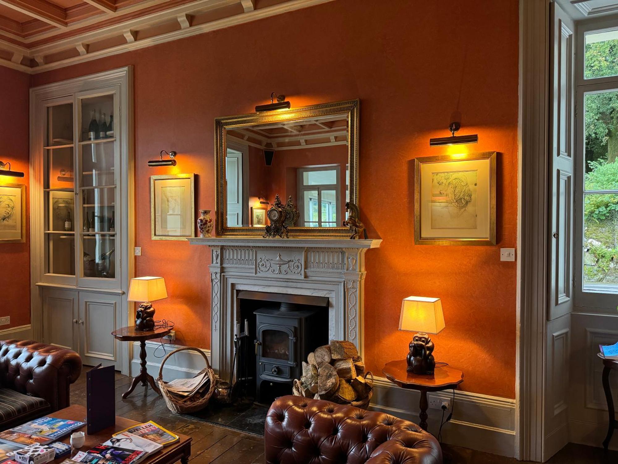 The Falcondale At Lampeter Buitenkant foto