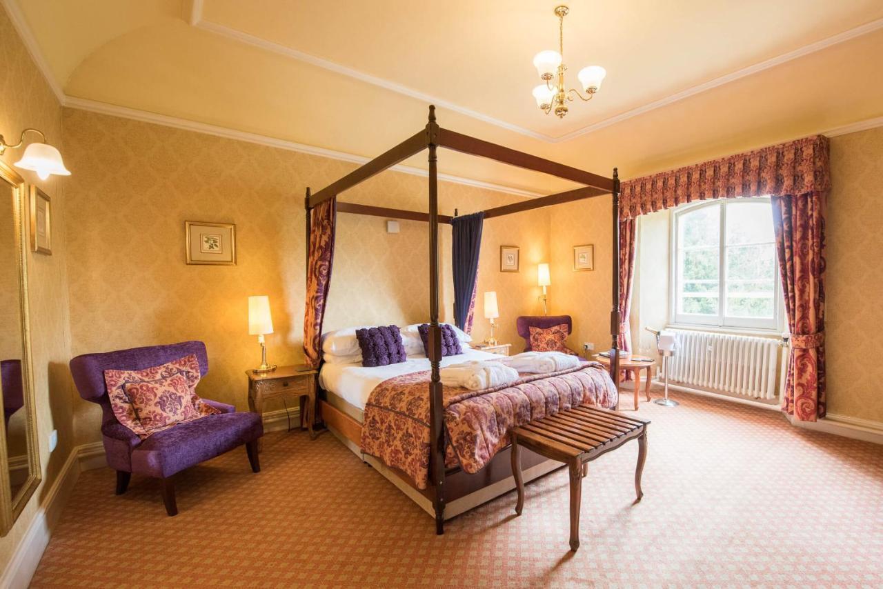 The Falcondale At Lampeter Buitenkant foto